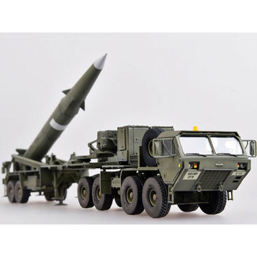 Modelcollect UA72360 1/72 USA M983 Hemtt Tractor With Pershing II Missi
